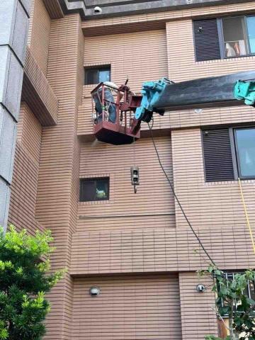 褚柏銘 - 外牆磁磚防水