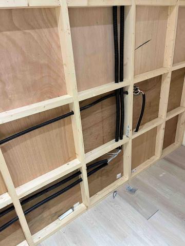 巫新達 - 隔間配管