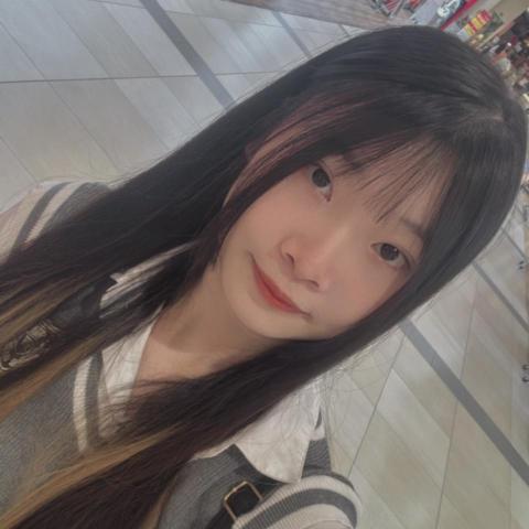 提供髮型師學徒服務的專家卉萱