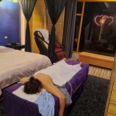 彰化市個人按摩工作室／中部到府按摩 - 到府仕女油壓按摩