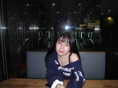 提供竹南垃圾子母車服務的專家陳軒萱