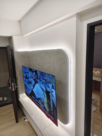 松德油漆工程行 - 斯曼特電視牆