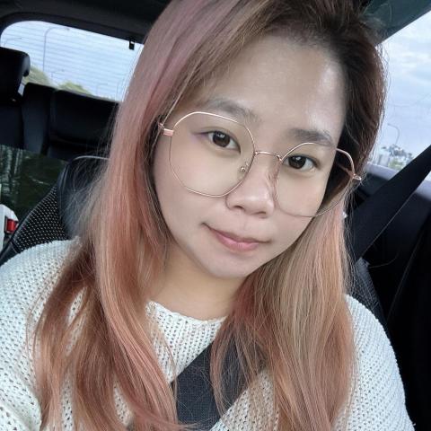 提供物流到府收件服務的專家潘美靜