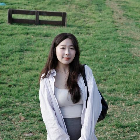 提供74包包服務的專家蘇子涵