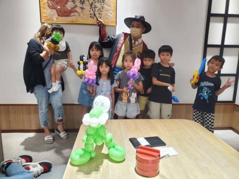 天瞳文化創意事業工作室/張家浩 - 平祿壽司駐店演出