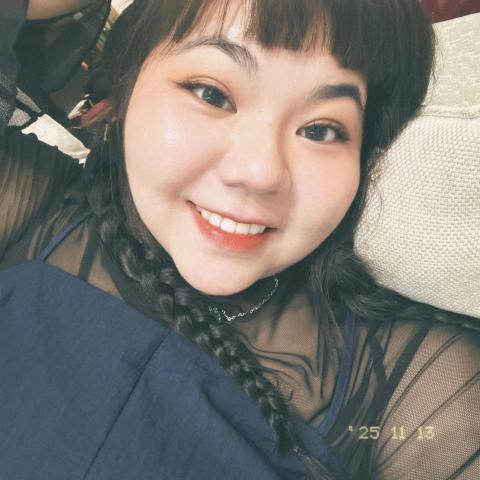 提供工作服訂做服務的專家Chen Lin