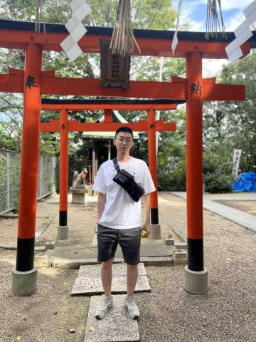 提供物流系統服務的專家鄭韋鋐