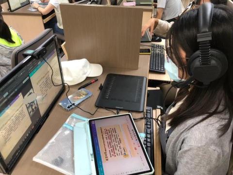 賀婉甄 - 數位學伴授課情形