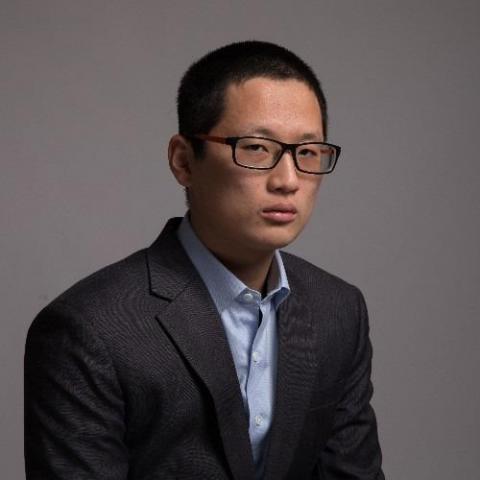 提供應用程式服務的專家陳芃維