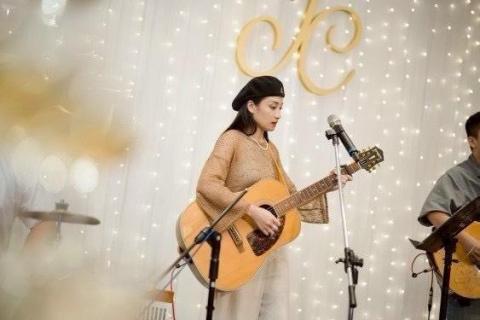 邱靜 | 商演駐唱 | 編曲 | 錄音 彈唱教學 - 