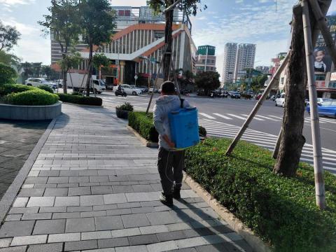 心之園藝企業社 - 植栽施肥保養