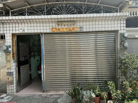 鈞盛工程行 - 更新白鐵捲門