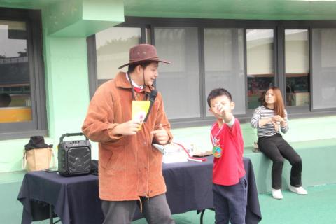 摸書士 - 表演照片