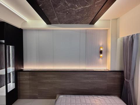 周玗苙 - 透天-主臥床頭背牆