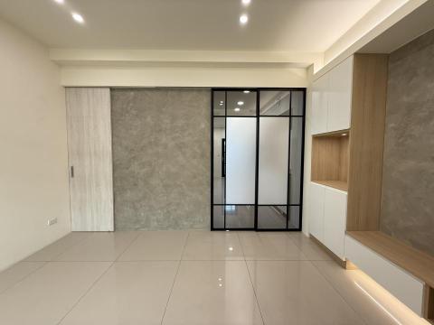 周玗苙 - 透天2-滑門樓梯下儲藏室+藝術漆隔間+鋁框門