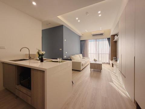 周玗苙 - 新屋2-牆面跳色+天花板+冷氣+沙發+茶几+中島櫃