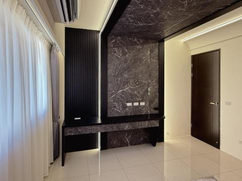 周玗苙 - 透天-主臥電視牆+書桌