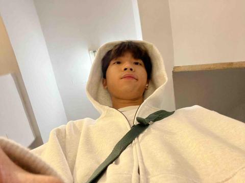 提供deeplpro破解服務的專家李丞瀚