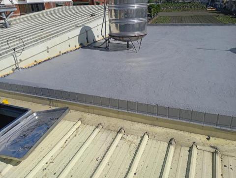 鐵皮屋頂漆，防水漆，圍籬，室內油漆都有承做 - 