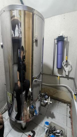 盛新工程行 - 熱水器裝修