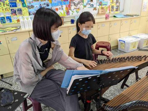 蕭伊珽 箏樂教學 - 