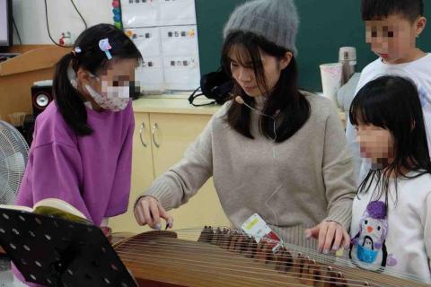 蕭伊珽 箏樂教學 - 