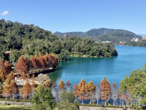添好運包車旅遊 - 日月潭向山