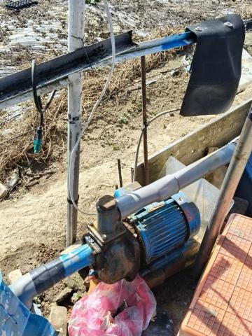 瑋成水電裝修工作室 - 施工後：農田抽水機出水處水管破裂