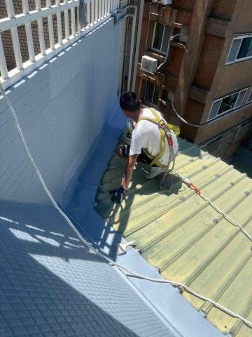 儒儒防水工程 - 屋頂防水一底四塗