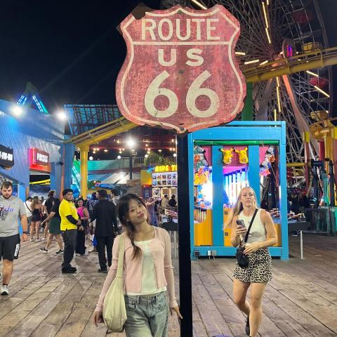 提供python課程桃園服務的專家黃立晴