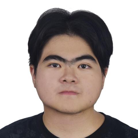 提供訂做制服服務的專家廖信宇