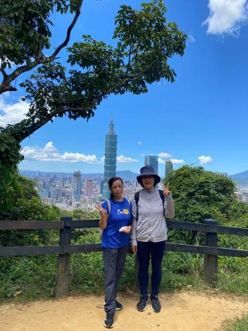 周秀香 - 生活照