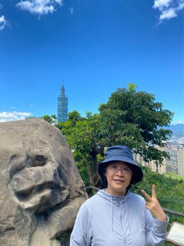 周秀香 - 生活照