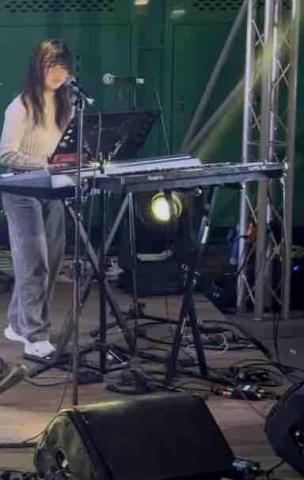 范皓淇 - 樂團表演 KB手