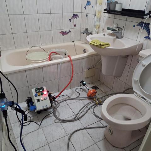 良寓水管企業社 - 