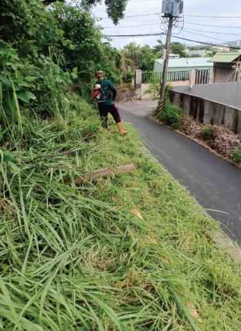 阿龍割草團隊 - 