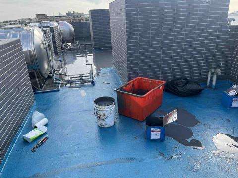 福赫防水工程行 - 大肚 屋頂 地面施作PU防水 讚?施作中 1月2號
