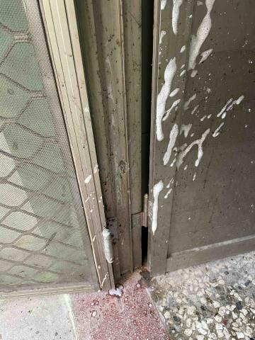 巴維婷 - 門縫（4）重油污和髒污