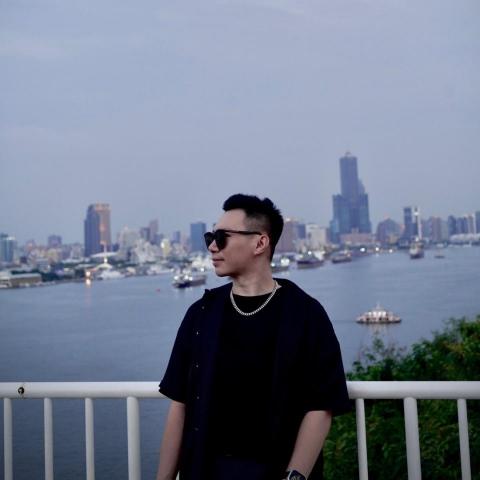 提供電腦店服務的專家啊桓