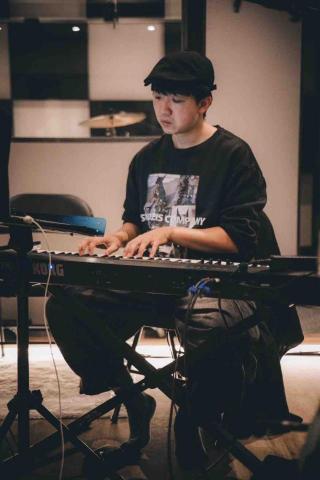 LZ Way 鋼琴教學（流行/古典）