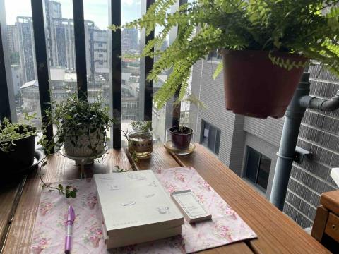 Peggy Ho - 寫作儀式開啓?