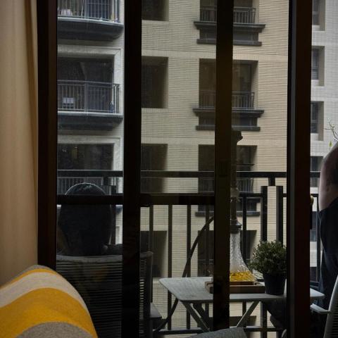 提供刻印印章服務的專家顏希