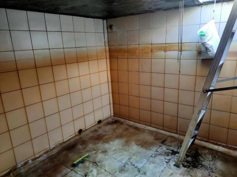 湯偉勝 - 這個月的新案清洗前佈滿了黃垢2