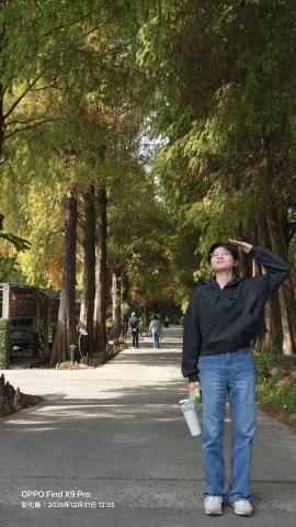 李宛諭 - 很高興為您服務（？