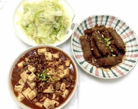 蘆洲老人照顧看護推薦蔡姐姐家事、清潔、煮飯、照顧