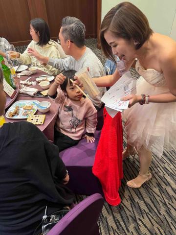 唱跳婚禮 主持人彎彎💓 - 