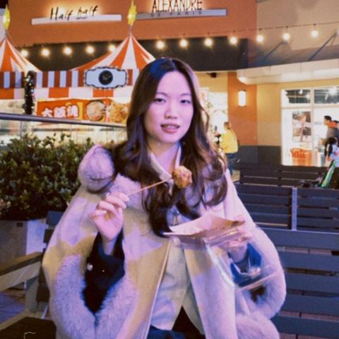 提供三重英文服務的專家翁詠緹