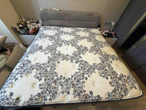 謙禾清潔工作室 - 床墊清潔