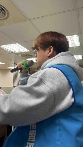 吳亞恩 - 補習班班導