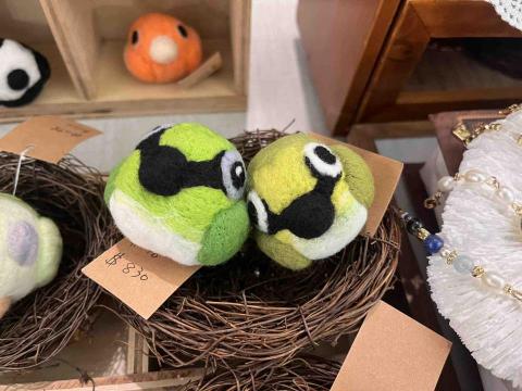 縫雁藝術工作室 - 綠繡眼